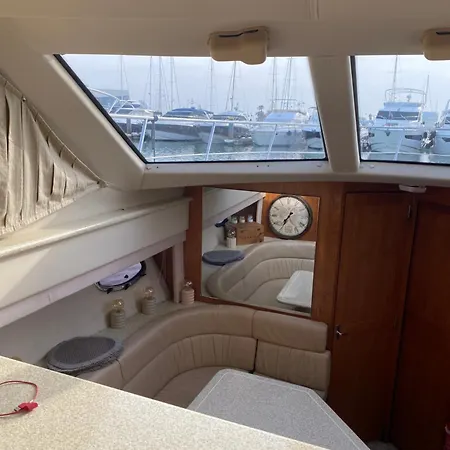 Vilamoura -boat