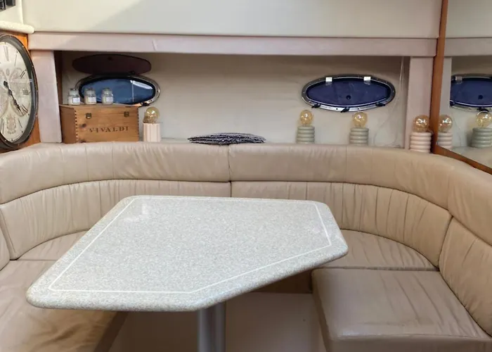 보트호텔 Vilamoura -boat